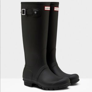 Hunter Original Tall Wellington Rain Boots
